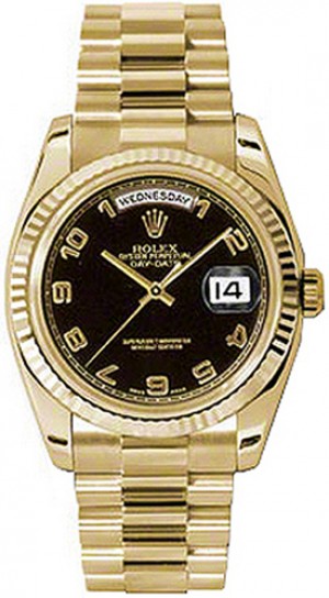 Rolex Day-Date 36 Orologio d'oro con lunetta scanalata 118238